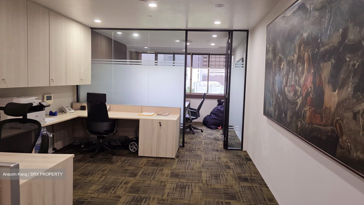 International Building (D9), Office #596513651